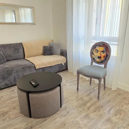 T2 Du Sanctuaire 400 M De La Grotte Wifi Tv Апартаменты *