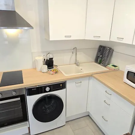 T2 Du Sanctuaire 400 M De La Grotte Wifi Tv *