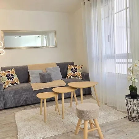 T2 Du Sanctuaire 400 M De La Grotte Wifi Tv * لورد