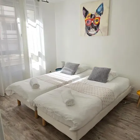 T2 Du Sanctuaire 400 M De La Grotte Wifi Tv Apartamento